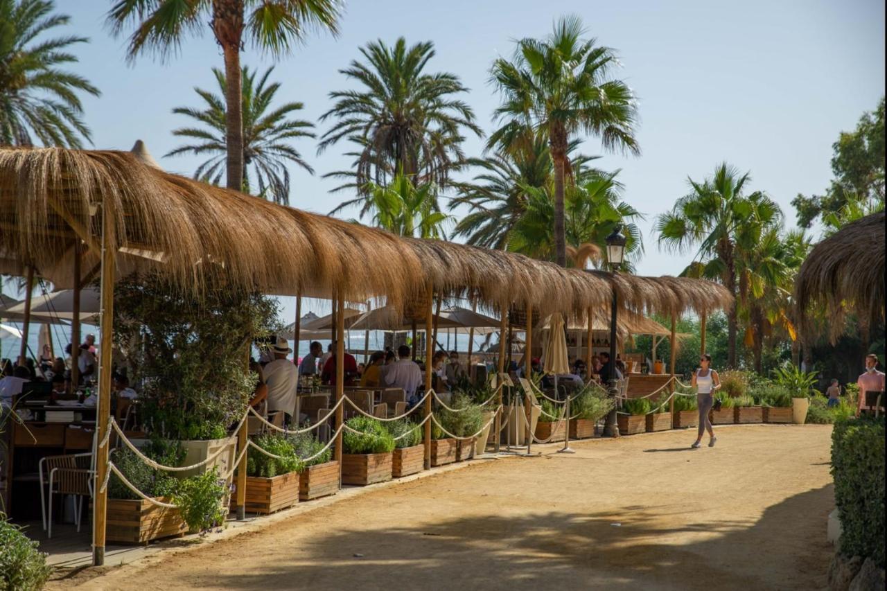 Apartment Luxurious Beachside In The Heart Of Puente Marbella